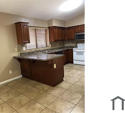 5143 N 78th Dr — Photo 16