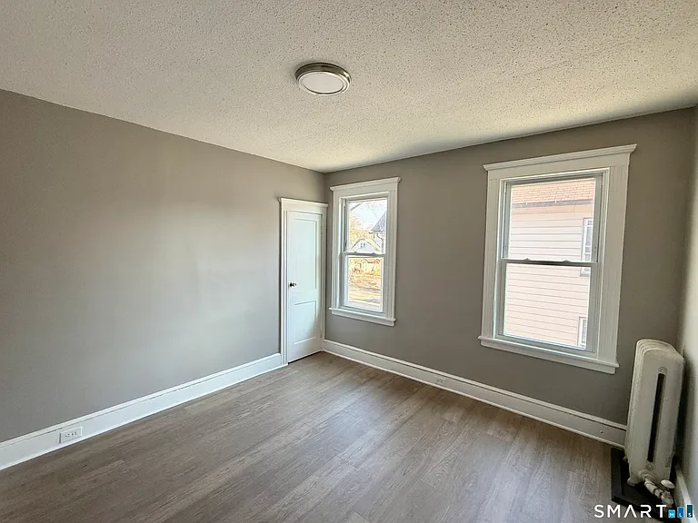 696 N Main St #2 — Photo 5