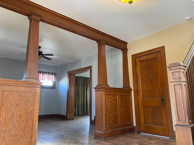 368 Elm Ave — Photo 4