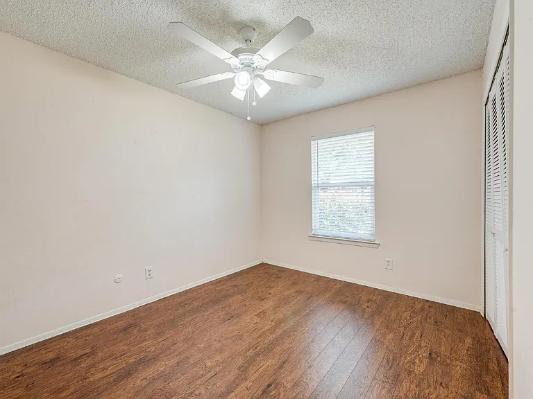 632 Timberline Dr — Photo 15
