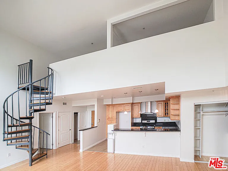 1042 S Kingsley Dr #Penthouse 2 — Photo 15