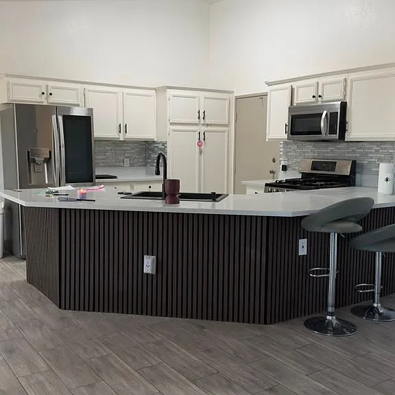 2050 Los Feliz St #102 — Photo 10