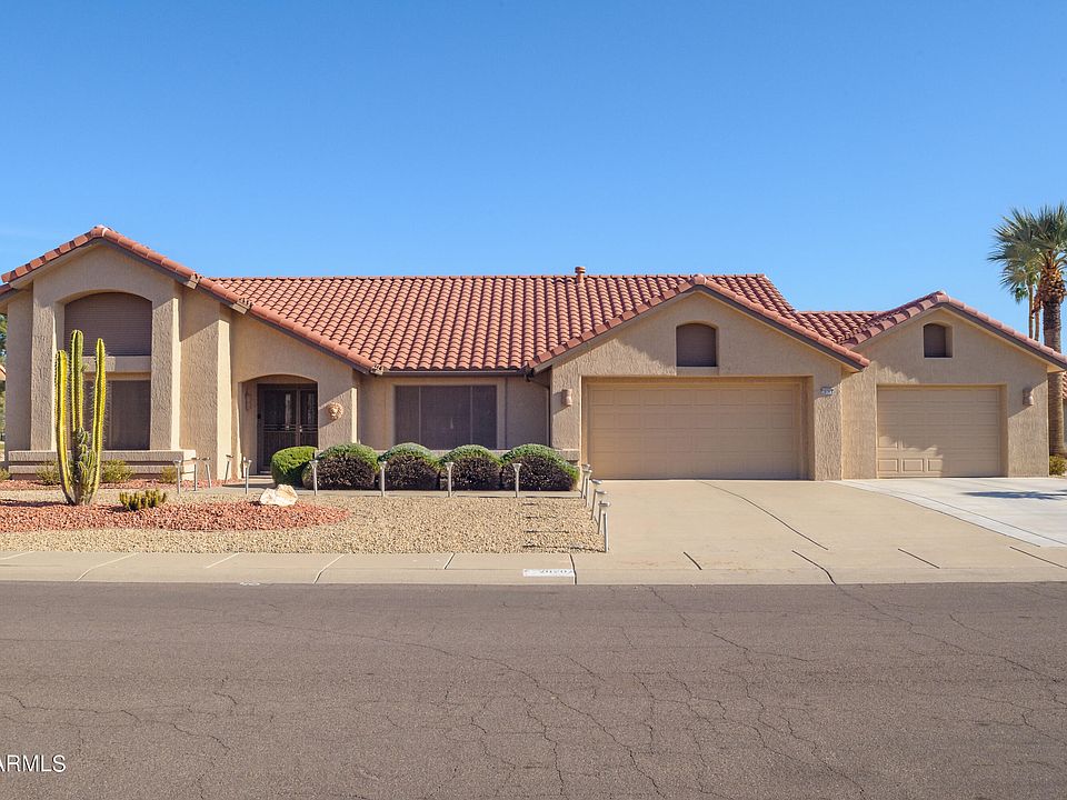1st image of 20207 N MEADOWOOD Drive