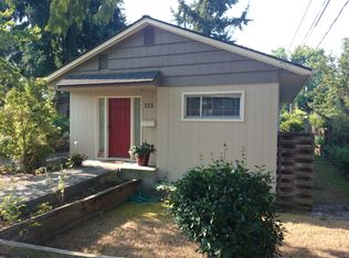 733 N 88th St, Seattle, WA 98103