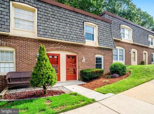 Cardinal Forest Condo, Springfield, VA 22152