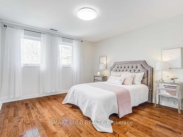 45 Abbeywood Trl #MAIN FLOOR — Photo 22