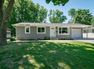 1017 3rd St W, Hastings, MN 55033