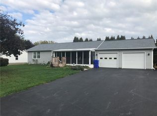 46 Cloverwood Dr, Brockport, NY 14420