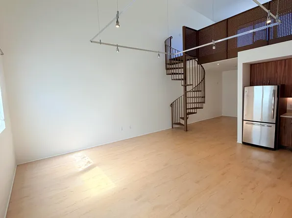 901 Olive St #206, Santa Barbara, CA 93101