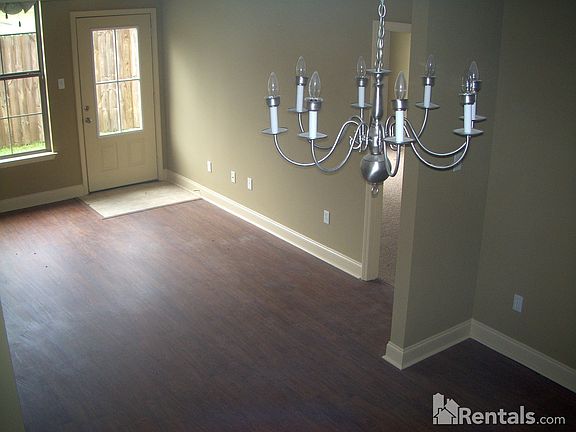 4th image of 8427 Florida Blvd Unit 1E