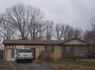 312 Pine Mountain Rd, Clarksville, TN 37042