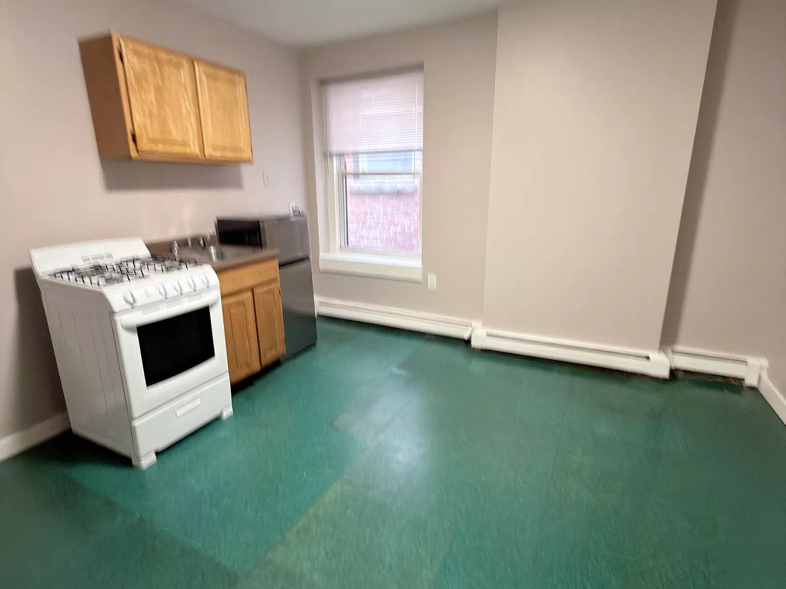 1 bed, $1,000 — Photo 4