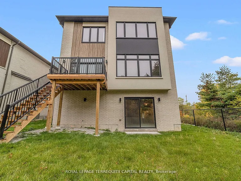 23 Kingwood Ln — Photo 42
