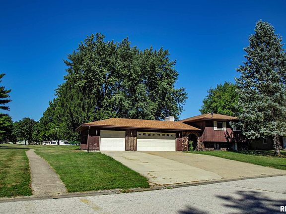 3rd image of 405 Middleburg Dr