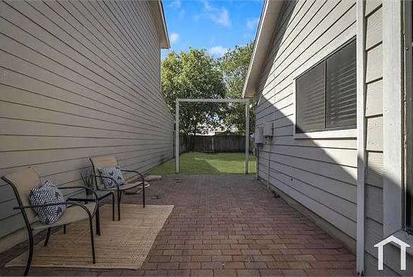 6311 Village Clf — Photo 11
