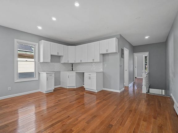 2nd image of 2027 Pitman Ave #Ww