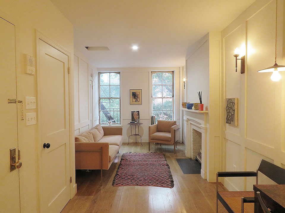 1st image of 713 Washington St APT 1