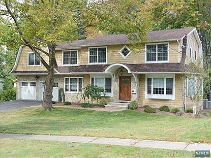 1st image of 11 Tilghman Dr
