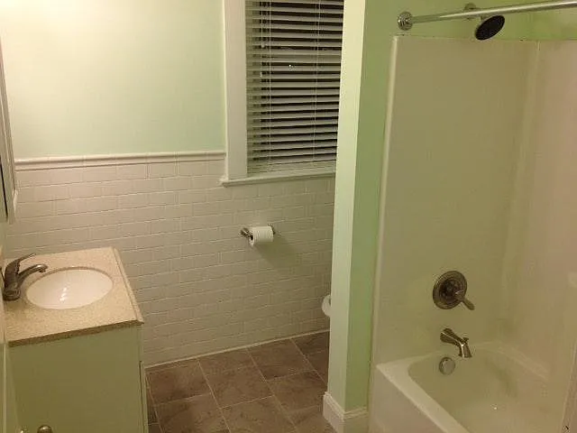 412 Kensington Ct #3 — Photo 10