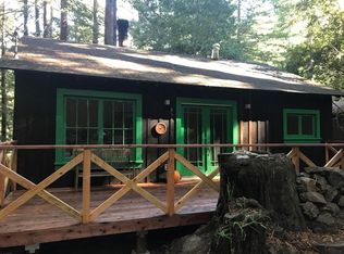 831 Dearborn Park Rd, Pescadero, CA 94060