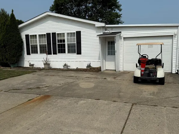 566 Redbud Blvd S, Anderson, IN 46013