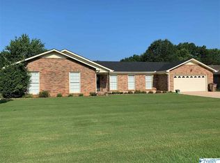 2206 Westmead Dr SW, Decatur, AL 35603