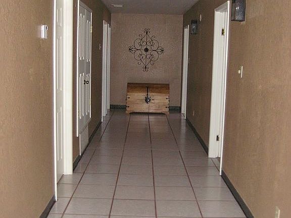 EXTRA LARGE EXTRA LONG HALLW