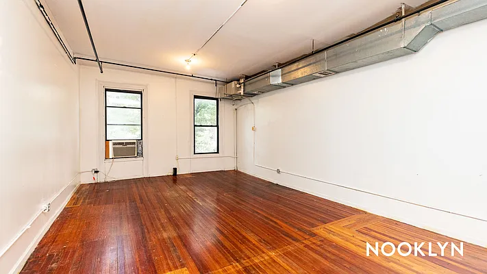 Rented by Nooklyn NYC LLC | media 3
