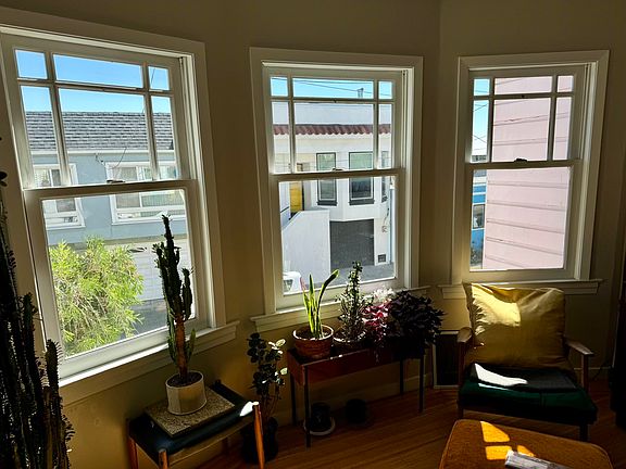2nd image of 444 Prentiss St