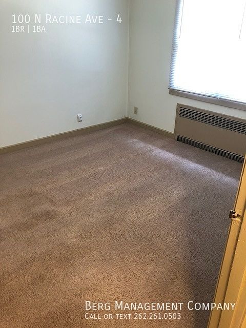 1st image of 100 N Racine Ave #4