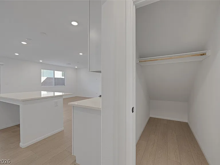 9514 Wayfarer Seek Ct — Photo 16