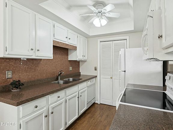 5th image of 7914 Gleason Dr APT 1094