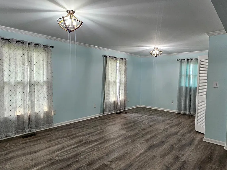 10109 Lees Mill Rd — Photo 9