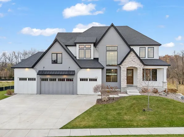 1979 Leaping Deer Cir, Hamel, MN 55340