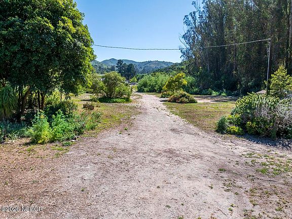 5th image of 870 La Salle Canyon Rd