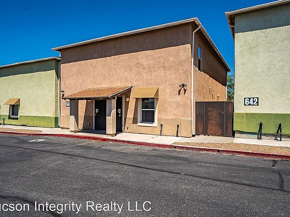 5th image of 638 E Lester St #2909667