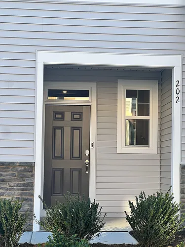 202 Ivy Vine Way Photo 1