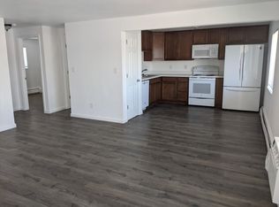 1090 S Eliot St APT 304, Denver, CO 80219