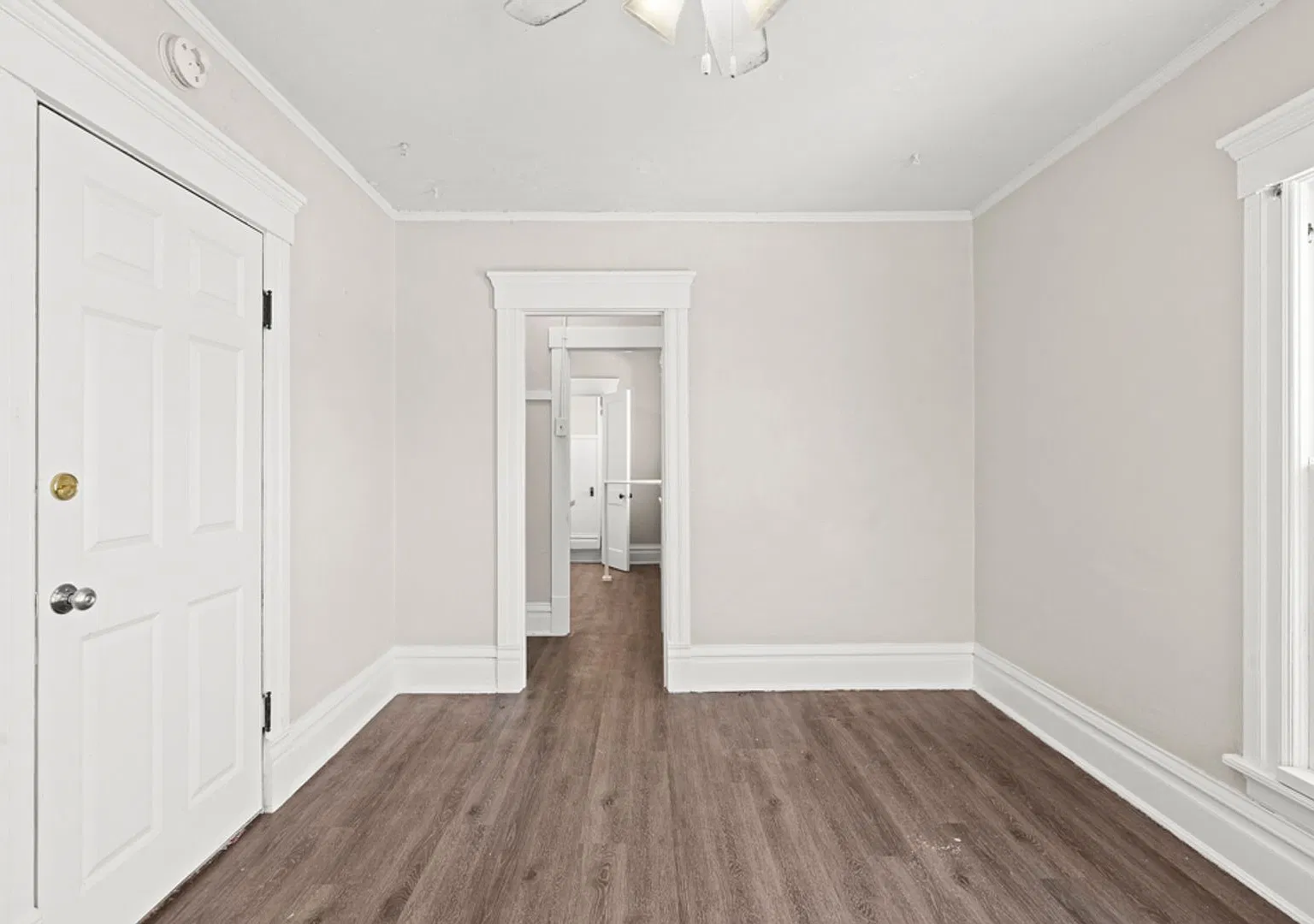 1103 Main St — Photo 3