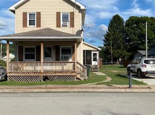 105 Erie St, Polk, PA 16342