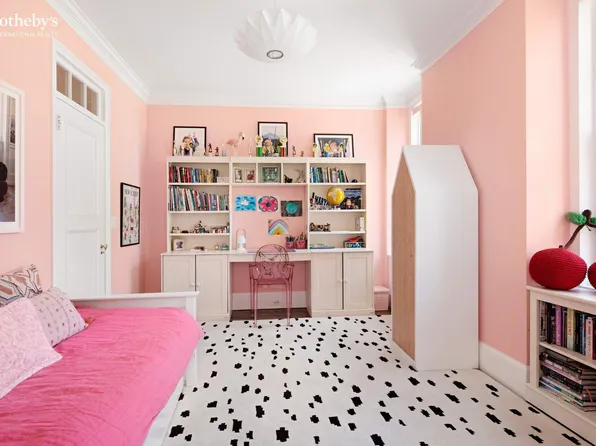 1020 5th Avenue image 12 of 14