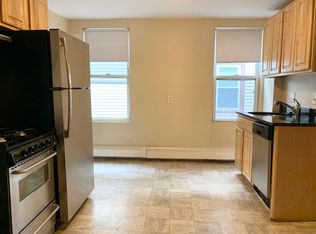 11 Carpenter St #R2, Boston, MA 02127