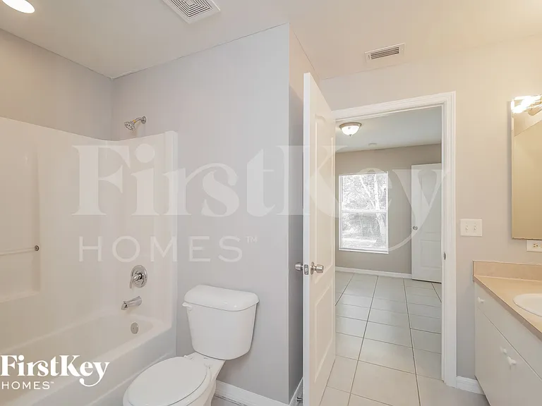 1411 NE 13th Ave — Photo 17