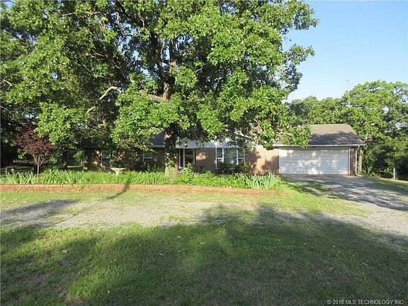 2nd image of 5201 Timber Lake Cres
