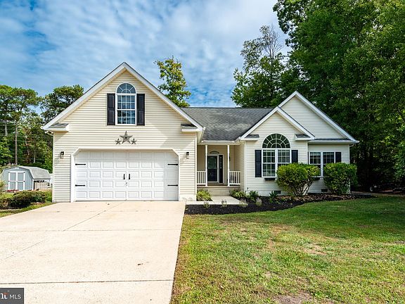 3rd image of 37718 Teaberry Cir