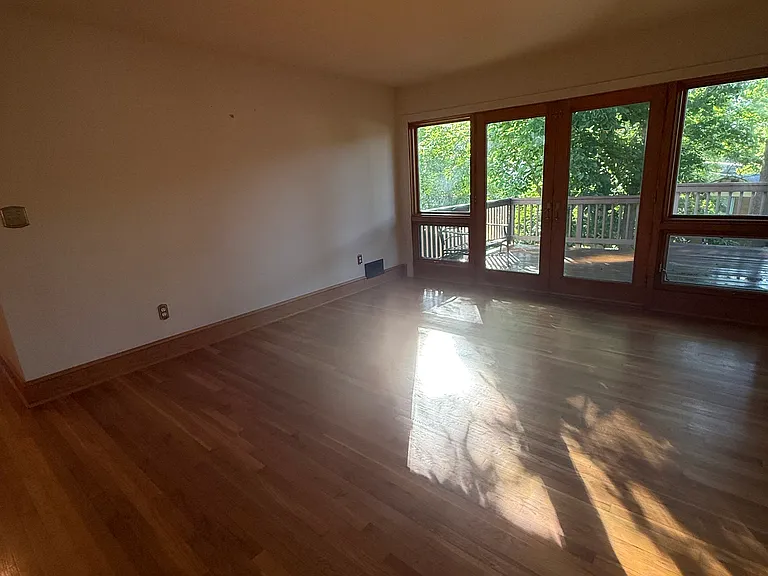 3710 Forest Grove Dr — Photo 8