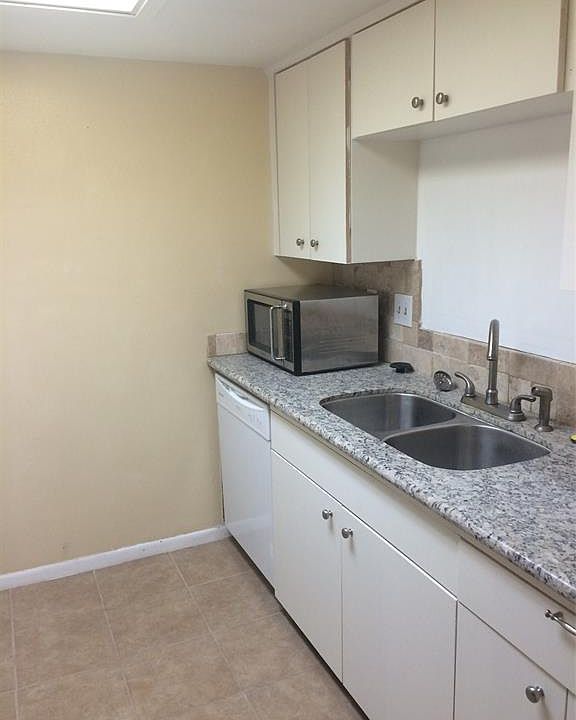 1st image of 12633 Memorial Dr APT 34