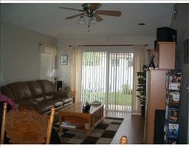 172 NW 75th Way, Plantation, FL, 33317