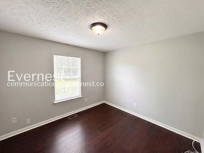 209 Loch Lomand Dr — Photo 12