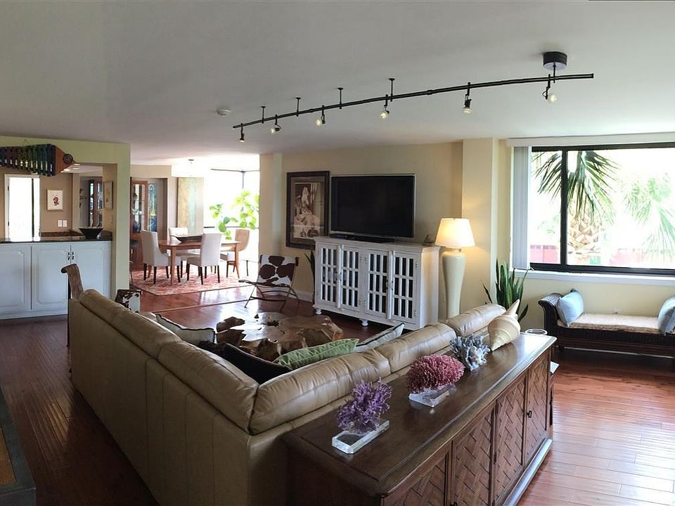 1st image of 203 Port Royal Way